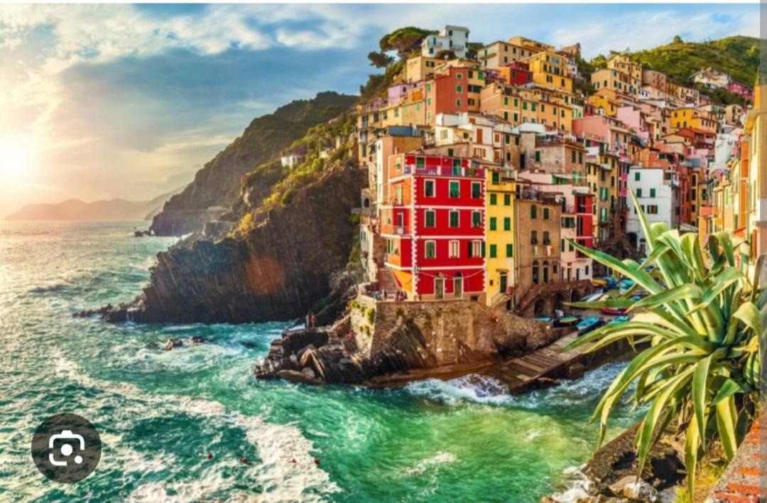 Komodo La Spezia & Cinque Terre Екстер'єр фото